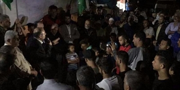 حماس تقيم وقفة جماهيرية في مخيم البرج الشمالي دعما للمقاومة في غزة