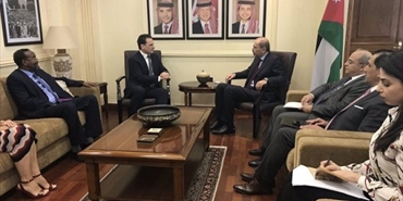 الصفدي وكرينبول يُؤكدان استمرار العمل لتوفير الدعم "لأونروا"