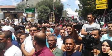 عمل اللاجئين الفلسطينيين بين الـ «ميكرو» والـ «ماكرو».. أي توازن بين الإنساني والسيادي؟