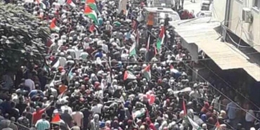تظاهرات حاشدة بمخيمات فلسطينية في لبنان رفضًا لقرار وزير العمل