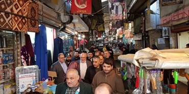 رئيس حركة (حماس) في الخارج يزور مخيم عين الحلوة
