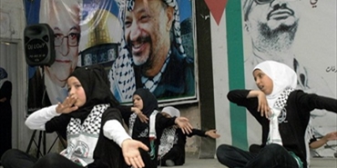 جمعيات: بدر وهلا وراجع والترتيب العربي الاخبارية يحيون في عين الحلوة ذكرى نكبة فلسطين