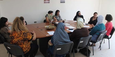 وفد الهيئة النسائية الشعبية يزور مركز الموارد النسائي في صيدا