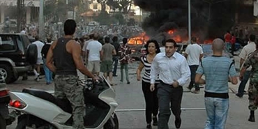 من يستدرج عين الحلوة إلى فتنة؟