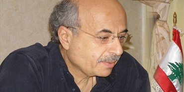 شهيب : من يقفل مكاتب "حماس" في دمشق يقتل أهل غزة