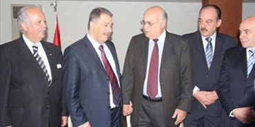 وفد "المستقبل" هنأه بالحصول على دولة "عضو مراقب".. دبور: دعم لبنان للقضية الفلسطينية تاريخي