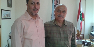 حماس تلتقي رئيس بلدية صور الأستاذ حسن دبوق ومدير المخابرات في الجيش اللبناني العقيد مدحت حميد وتأكد بأن أمن واستقرار المخيمات أولوية وطنية