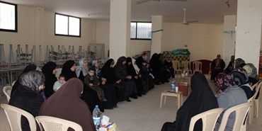 اللجنة النسائية في حركة حماس في عين الحلوة تقيم مجلس عزاء بوفاة النائب في المجلس التشريعي ام نضال فرحات