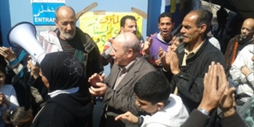 النازحون الفلسطينيون يواصلون اعتصامهم لليوم التاسع على التوالي امام مقر الاونروا