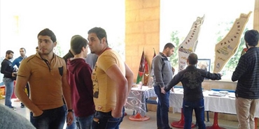 افتتاح معرض الفنان الفلسطيني نمر عويص "فلسطين .. الأرض والهوية"