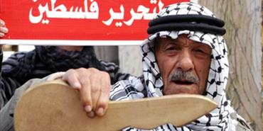 مساعي فلسطينية لتحصين المخيمات مع مخاوف من اختراقها امنيا