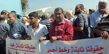 اعتصام للفصائل والجان الشعبية والاهالي للمطالبة بابقاء خطة الطوارىء الشاملة ودعوات لاعتصام مفتوح حتى تتراجع الاونروا عن اجراءاتها الجائرة