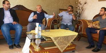 مؤسسة شاهد لحقوق الانسان تزور موقع مخيم الرشيدية