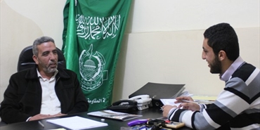 حماس تغيث النازحين.. والأونروا والمنظمة يغيبان
