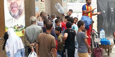أزمة مياه خانقة في مخيم عين الحلوة على اثر انقطاع خط التوتر نتيجة المعارك الدامية