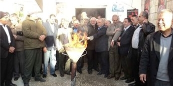 "الجبهة الديمقراطية" تحتفل بايقاد الشعلة الـ 43 لانطلاقتها
