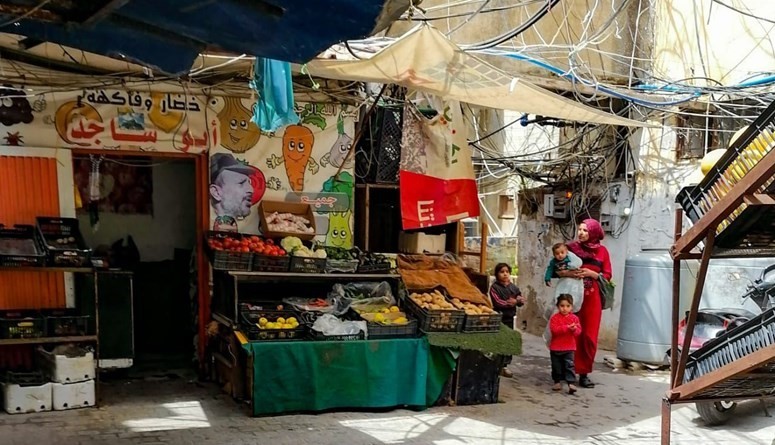 مع انفلات سعر الدولار.. الفلسطينيون في لبنان إلى مصير مجهول خلال رمضان