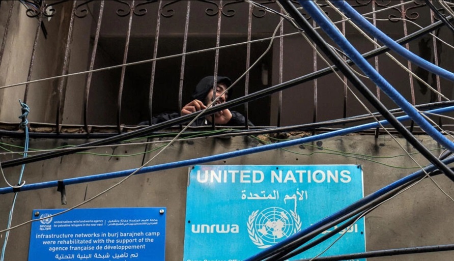 قلق يستحوذ على اللاجئين الفلسطينيين في لبنان من احتمال توقف خدمات «الأونروا»