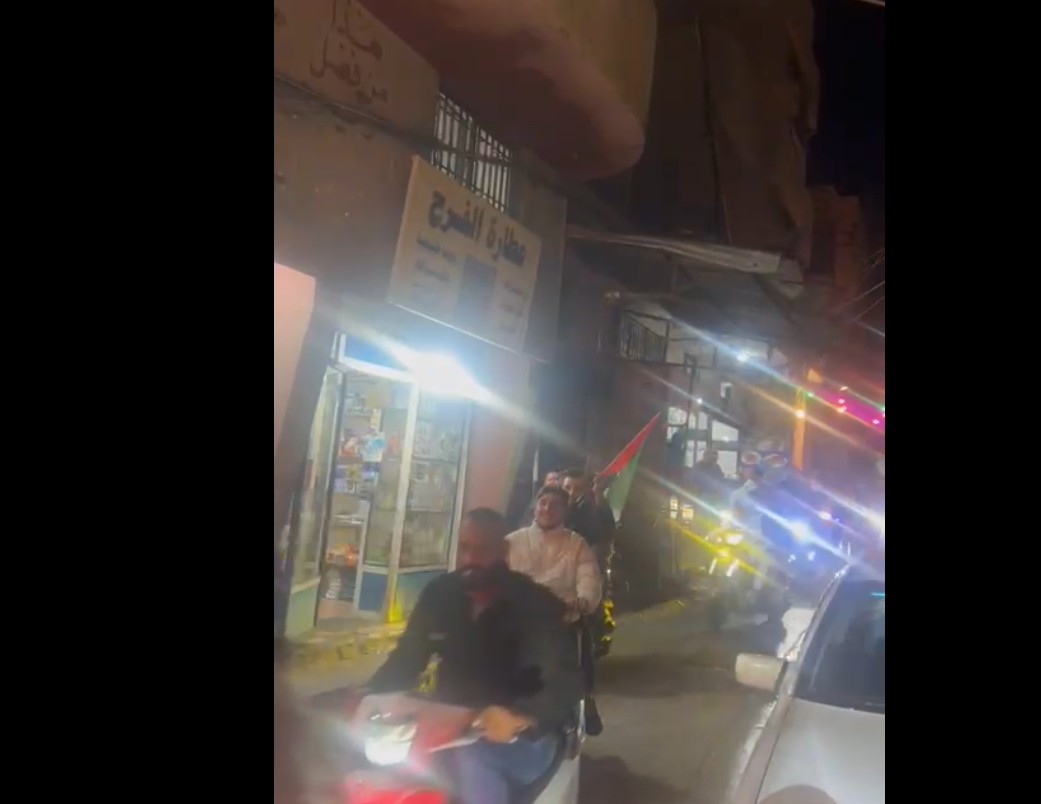 المخيمات الفلسطينية في لبنان تنفجر فرحًا بتأهل منتخب فلسطين: ليلةٌ تختصر وجع اللجوء وتعيد إشعال الأمل