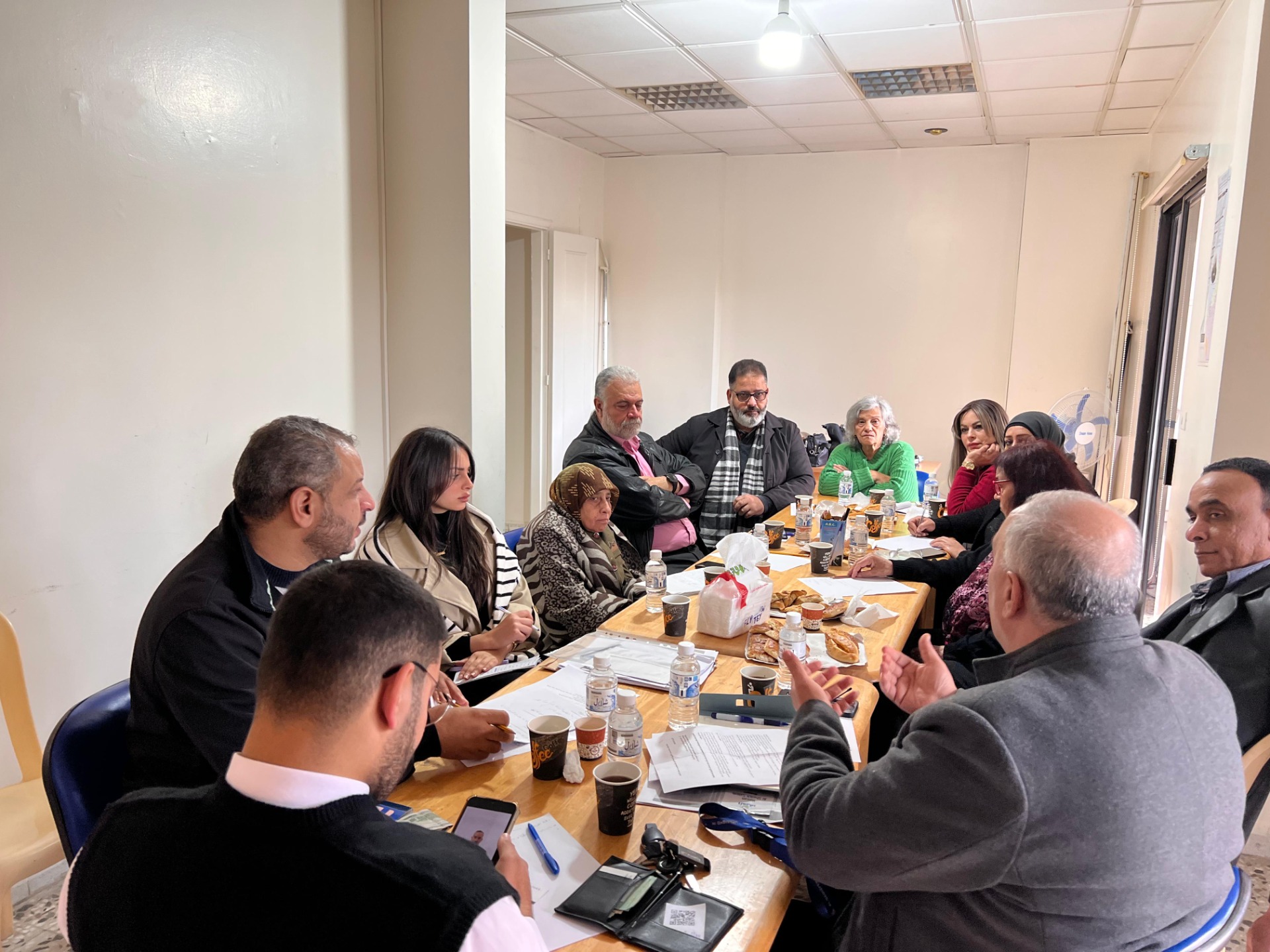 منتدى المؤسسات والجمعيات في لبنان يناقش تقليصات الأونروا وتداعيات قرار يطال الممرضين الفلسطينيين