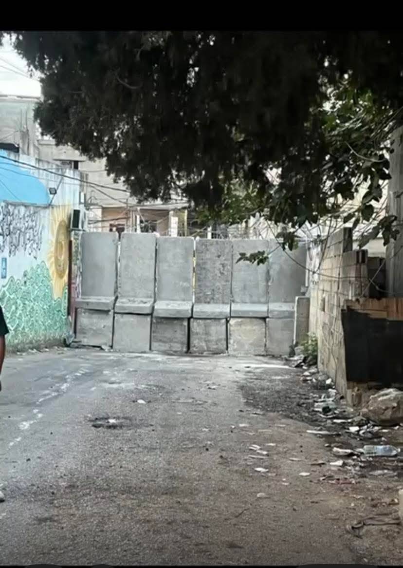 مخيم البداوي بين وعود الجيش وإغلاق جديد: ممر بناية الصديق يزيد معاناة السكان