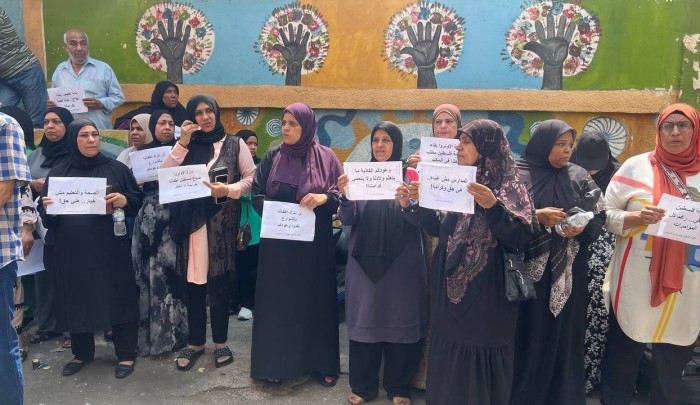 أهالي مخيم البرج الشمالي يمهلون «الأونروا»: تراجعوا عن دمج المدارس أو واجهوا التصعيد