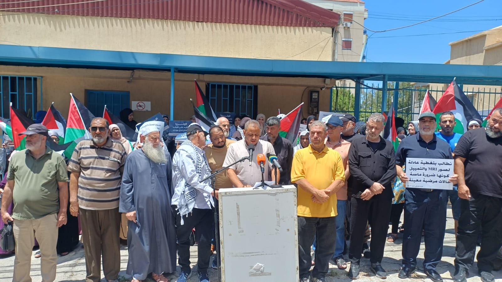 غضب فلسطيني في صيدا.. مطالبات للأونروا بوقف تقليص الخدمات وإنهاء التمييز