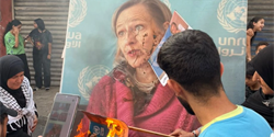 غموض يحيط بمغادرة مسؤولة الأونروا في لبنان إلى الأردن وسط تساؤلات حول مستقبلها