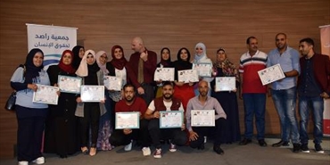 فلسطينيون سوريون في لبنان يتبعون دورة في الإعلام لنقل معاناتهم وإيصال صوتهم
