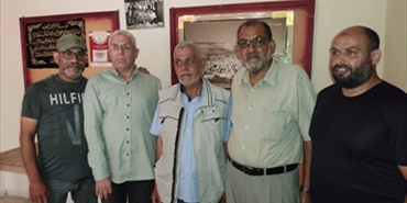 جماهيري حماس ينفذ مشروع إنارة المؤسسات الاجتماعية في مخيم شاتيلا
