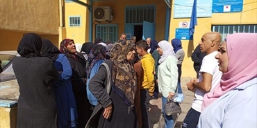 أهالي مخيم الجليل يعتصمون لمطالبة «الأونروا» بتوزيع المازوت قبل اشتداد الشتاء