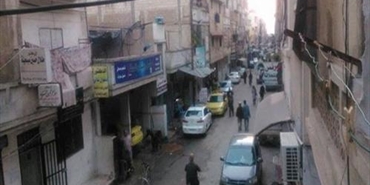 أبناء مخيم العائدين بحمص يشتكون من استمرار حملات الدهم والاعتقال