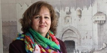 فرنسا تمنح أكاديمية فلسطينية أعلى وسام شرف فرنسي