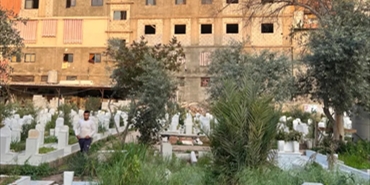 من 3 إلى 6 جثث بالقبر الواحد.. أزمة المقابر تزيد أوجاع اللاجئين الفلسطينيين في لبنان
