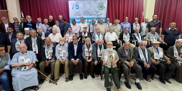 حركة حماس في مخيم عين الحلوة تكرم كبار السن في الذكرى الخامسة والسبعين للنكبة