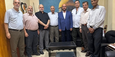 حماس تزور القيادة العامة بمناسبة الذكرى السنوية الثالثة لاستشهاد أمينها العام القائد "أحمد جبريل"
