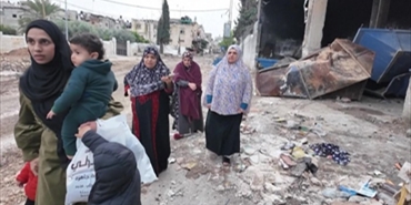 رفض للتهجير وكرفانات السلطة: نازحو مخيم طولكرم يتمسكون بالعودة إلى مخيمهم
