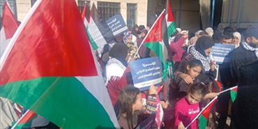 غضب فلسطيني في صيدا: اعتصام حاشد بعد صلاة الجمعة ضد تقليصات الأونروا ومطالبة بإقالة دوروثي كلاوس