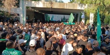 مخيّم عين الحلوة يشيّع شهداءه الفتيان وسط حضور شعبي واسع وغضب عارم
