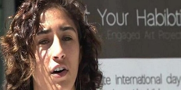 الفلسطينية ياسمين مجلي تصمم ملابس مناهضة للتحرش
