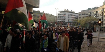 مسيرة ضخمة لابناء شعبنا الفلسطيني والعربي والسويدي في السويد بمناسبة 15 ايار ذكرى النكبة