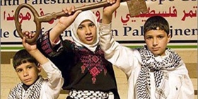 فلسطينيو أوروبا يطالبون بمحاكمة عباس لتنازله عن حق العودة