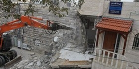 الاحتلال يهدم منزلاً فلسطينيًا لعائلة الجعبري بالقدس